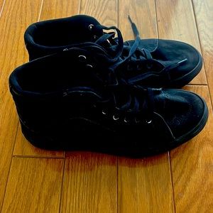 Women’s high top vans